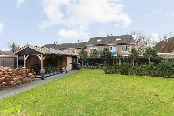 Foto 49 van Stationsweg 11-B1