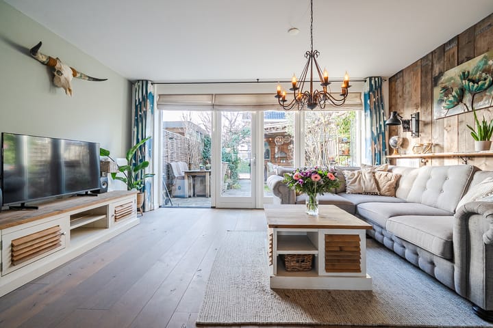 Foto 10 van Nova Zembla 4