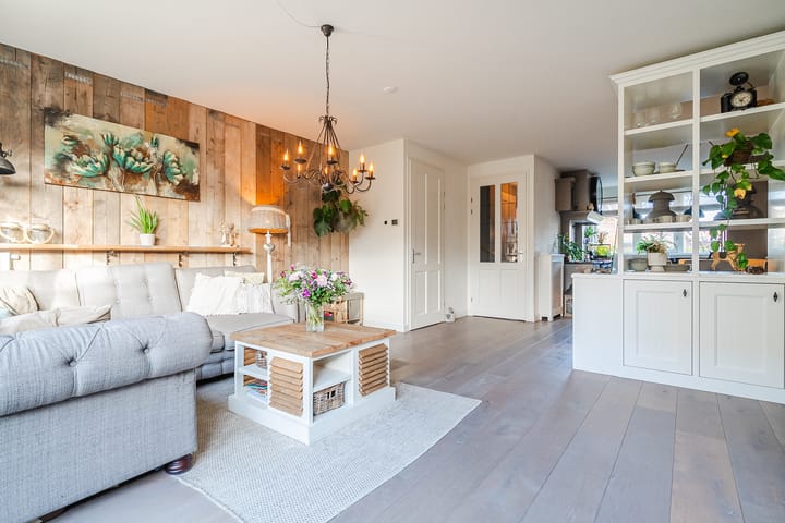 Foto 14 van Nova Zembla 4