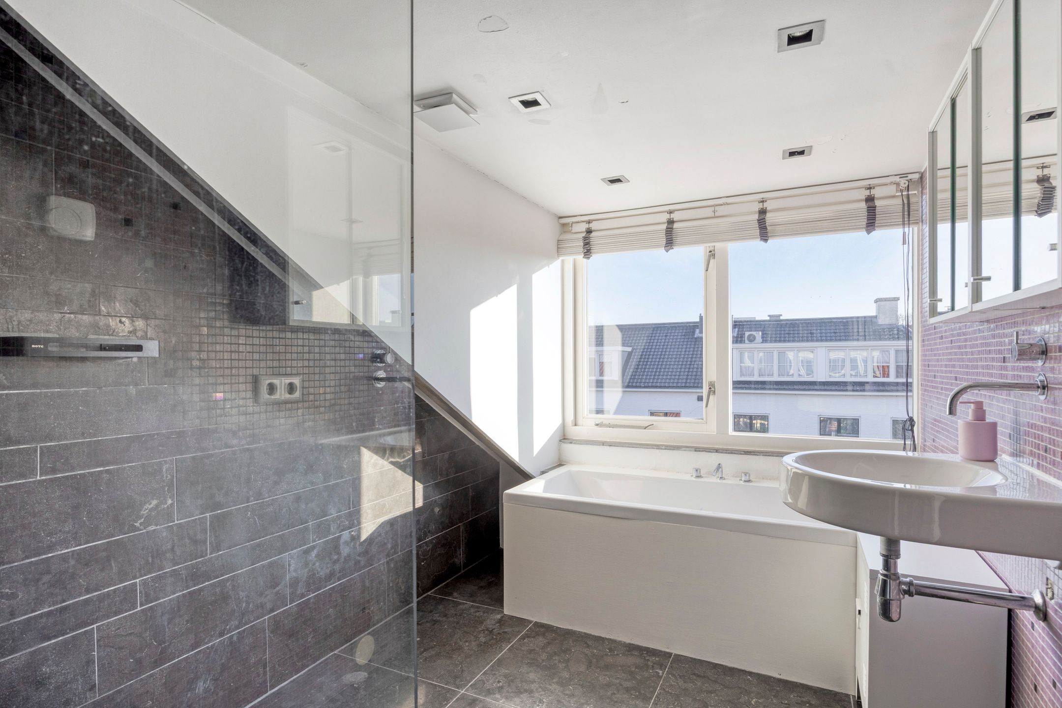 Foto 24 van Delistraat 71