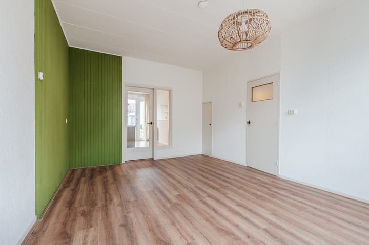 Photo 10 of Louwestraat 5-A