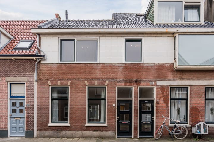 Photo 41 of Louwestraat 5-A