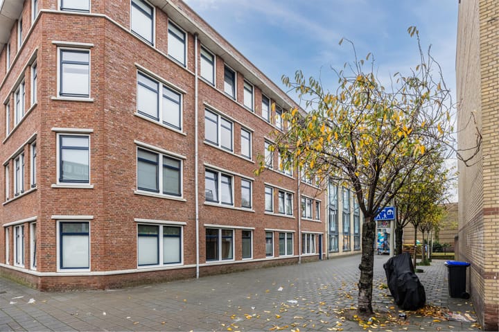 Photo 2 of Snoekstraat 6-F