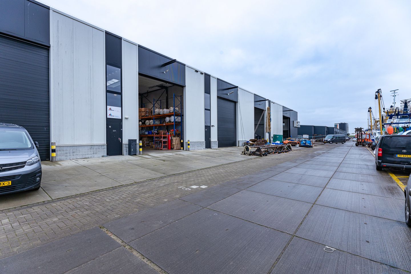 Bekijk foto 3 van Visserijkade 13