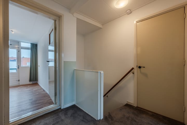 Photo 26 of Louwestraat 5-A