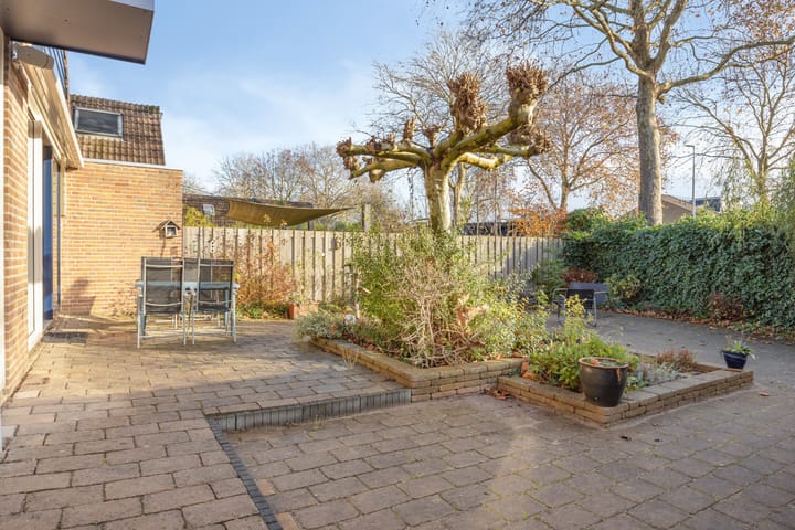 Foto 2 van Carolinen 8