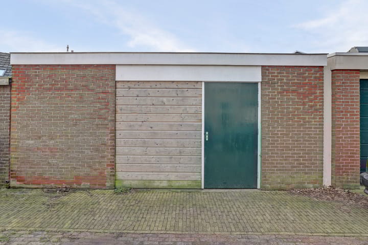 Foto 28 van Nutstraat 12