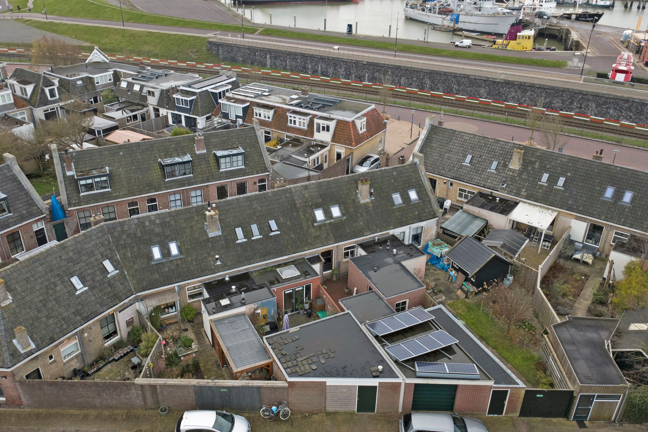 Photo 39 of Nutstraat 12