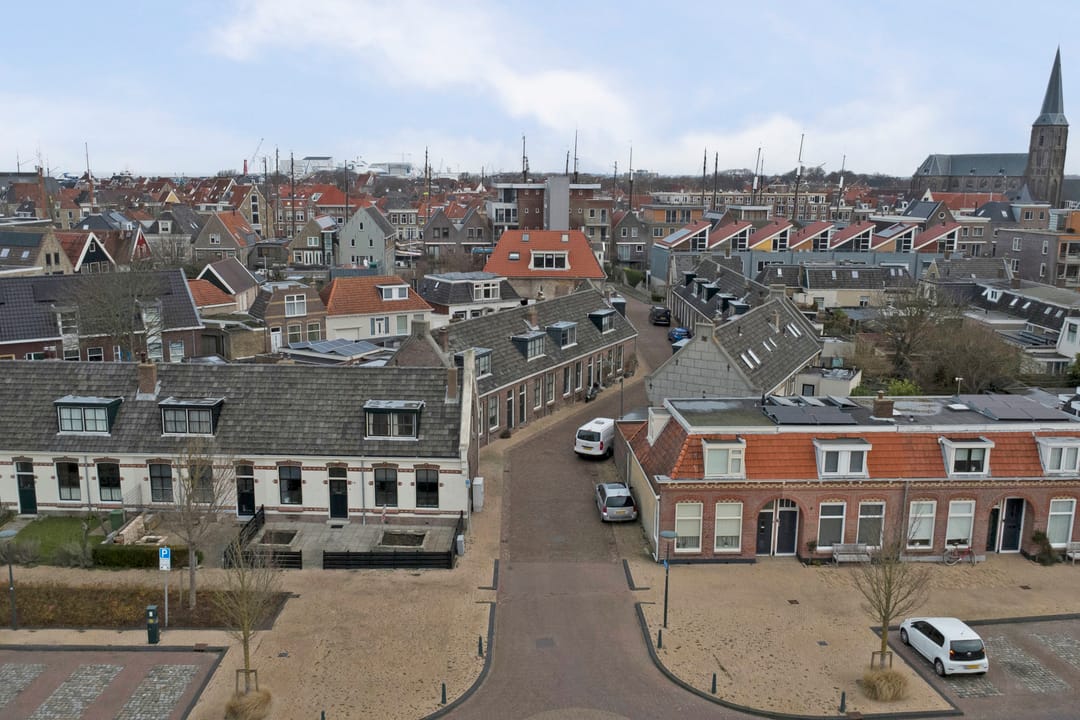 Photo 41 of Nutstraat 12