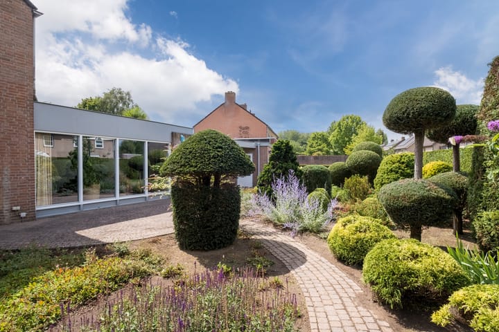 Foto 42 van Meidoornstraat 17