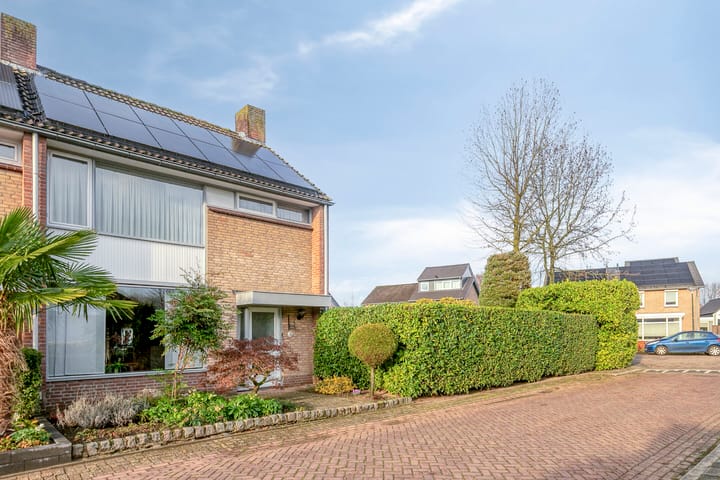 Foto 54 van Meidoornstraat 17