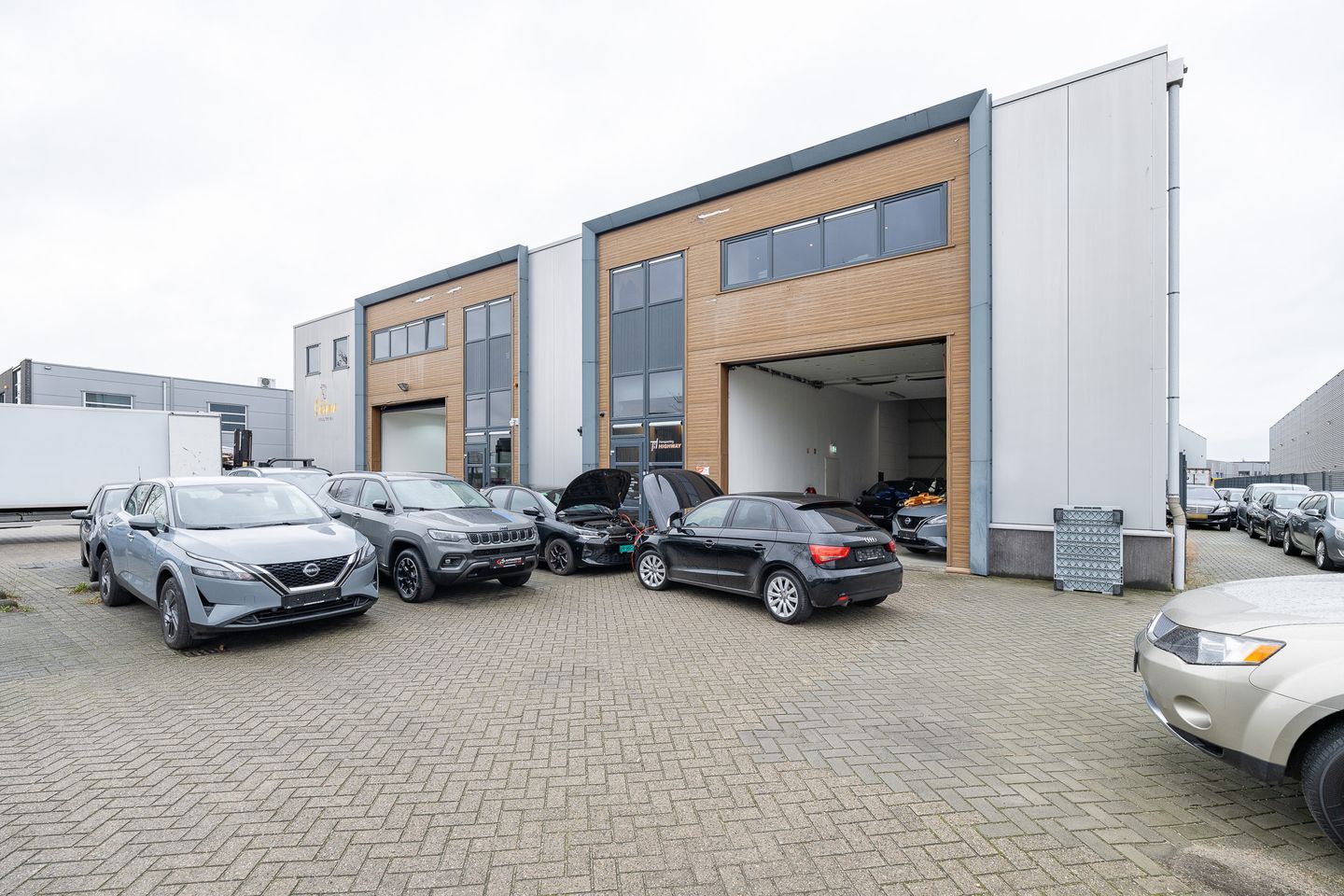 Bekijk foto 2 van Touwslager 1