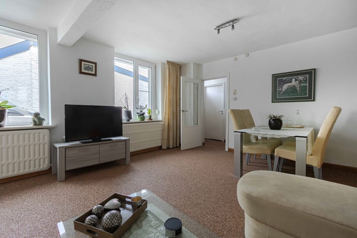 Photo 11 of Ambyerstraat Zuid 138