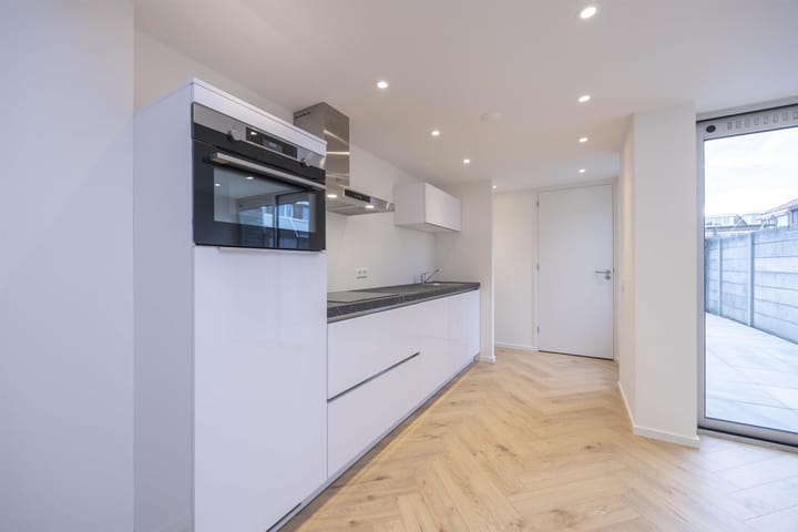 Foto 8 van Nicolaas Beetsstraat 4