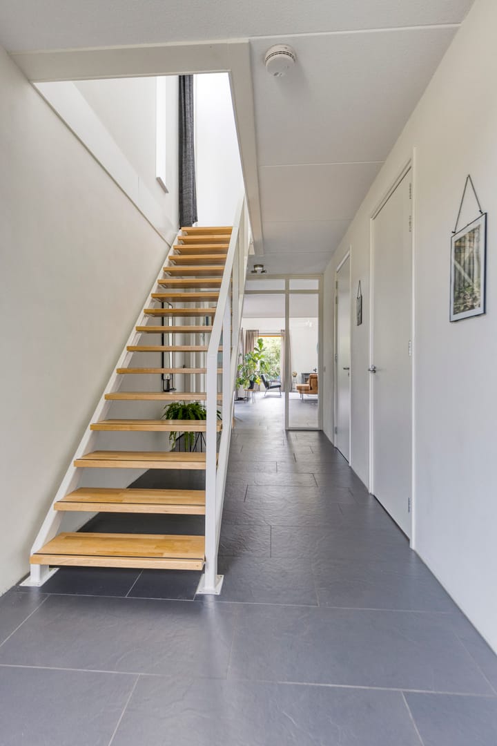 Foto 12 van Nienke van Hichtumweg 81