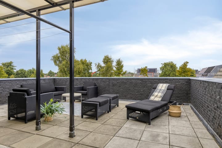 Foto 35 van Nienke van Hichtumweg 81