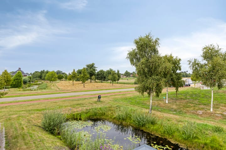 Foto 37 van Nienke van Hichtumweg 81