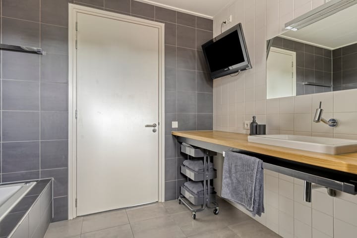 Foto 39 van Nienke van Hichtumweg 81