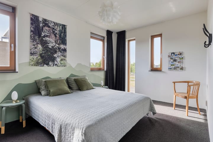 Foto 43 van Nienke van Hichtumweg 81