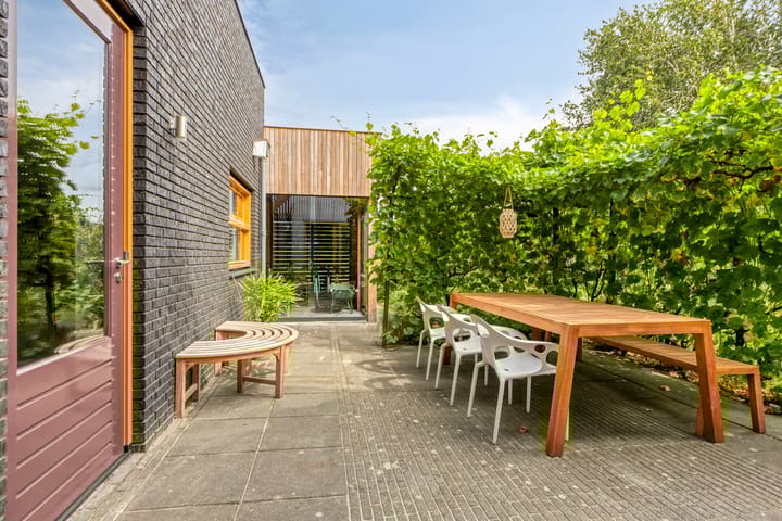 Foto 49 van Nienke van Hichtumweg 81