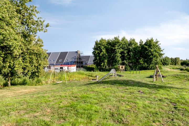 Foto 62 van Nienke van Hichtumweg 81