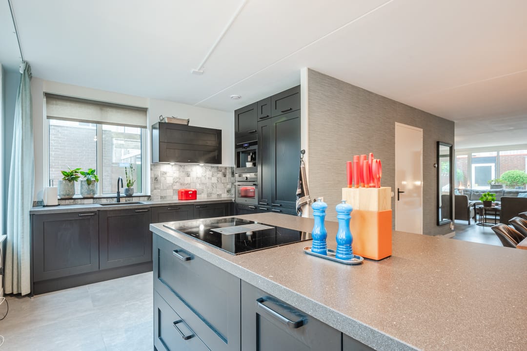 Foto 17 van Kamerlingh Onnesstraat 1