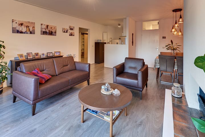 Foto 16 van Roos- en Doornhof 7