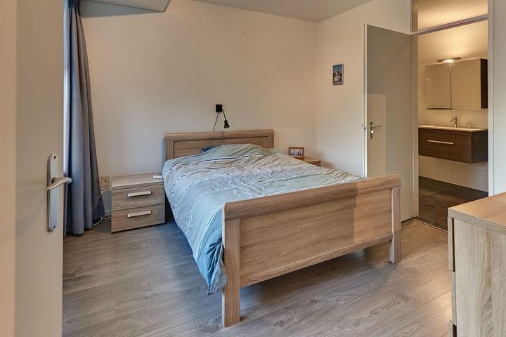 Foto 27 van Roos- en Doornhof 7