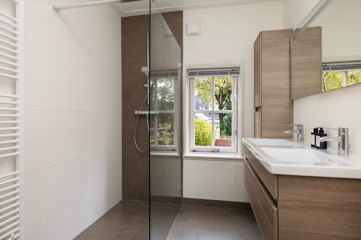 Foto 34 van 1e Brandenburgerweg 126