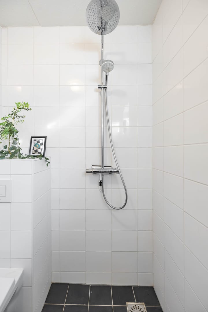 Photo 23 of Barmaheerd 42