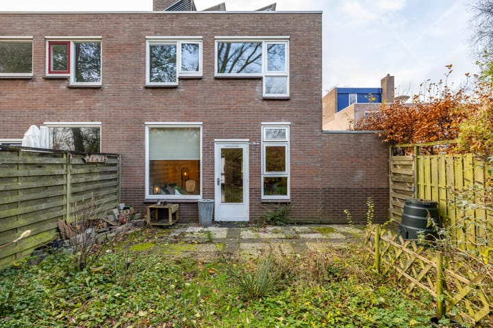 Photo 30 of Barmaheerd 42