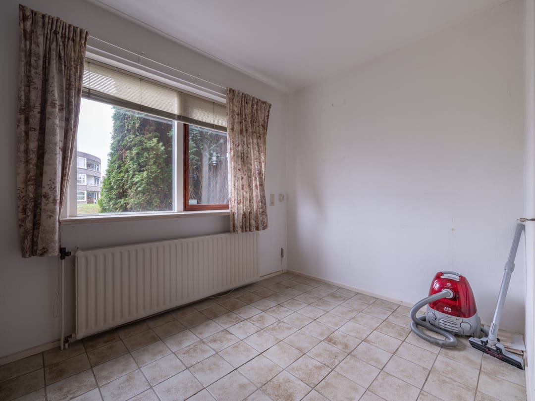 Photo 13 of Burmanialaan 80