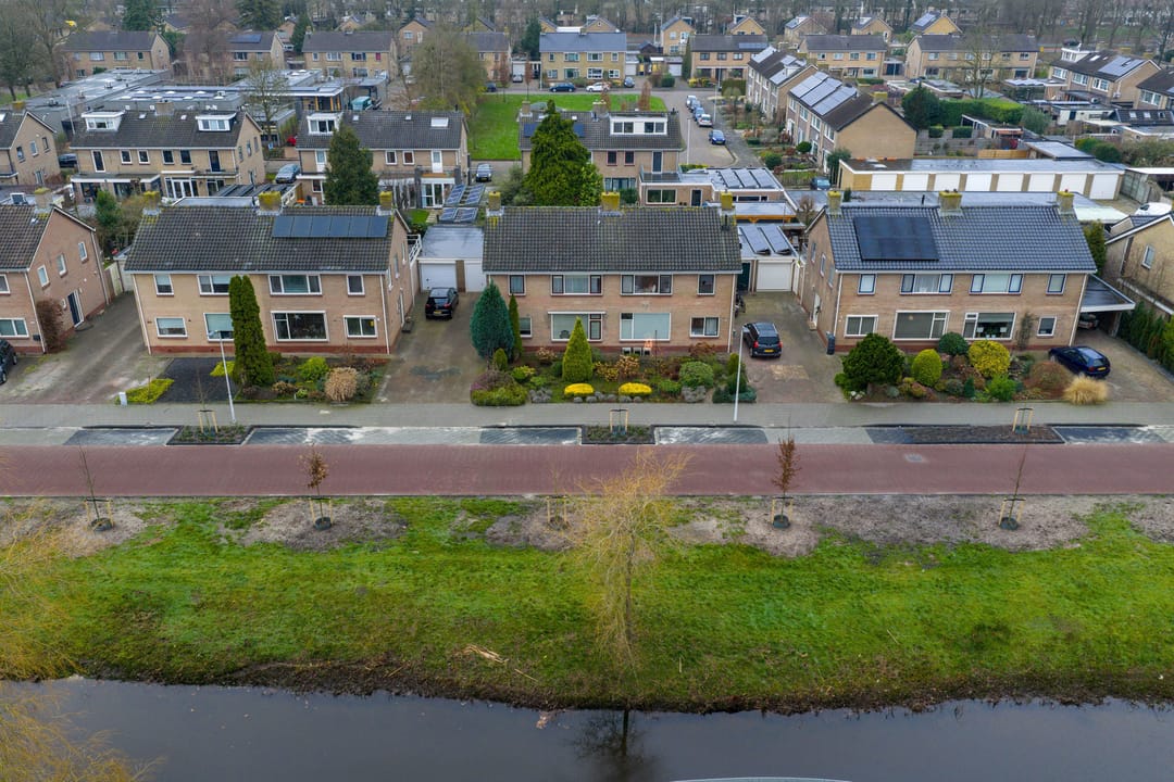 Photo 41 of Burmanialaan 80