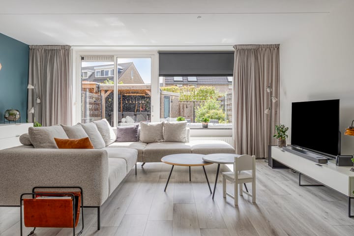 Photo 6 of Johannes Chr. Bendorpstraat 6