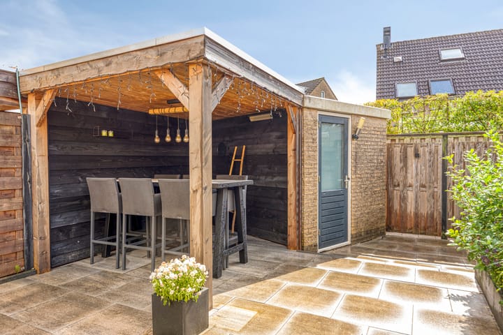 Photo 11 of Johannes Chr. Bendorpstraat 6