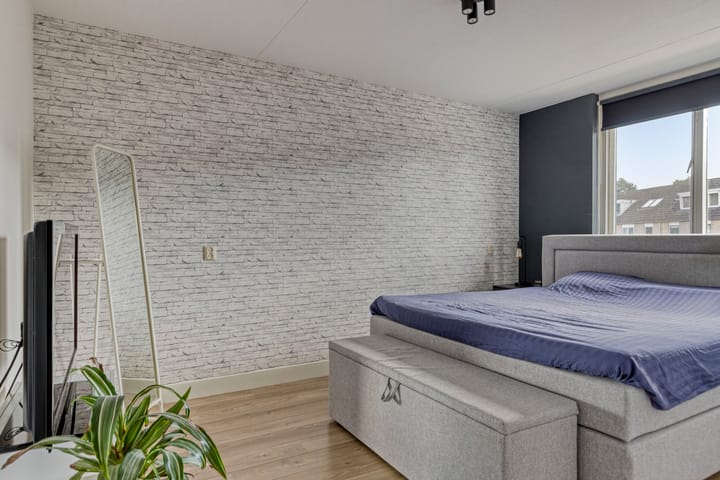 Photo 15 of Johannes Chr. Bendorpstraat 6