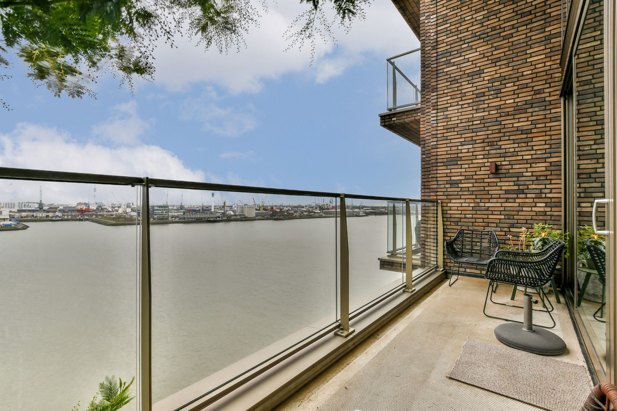 Foto 12 van Lloydkade 449