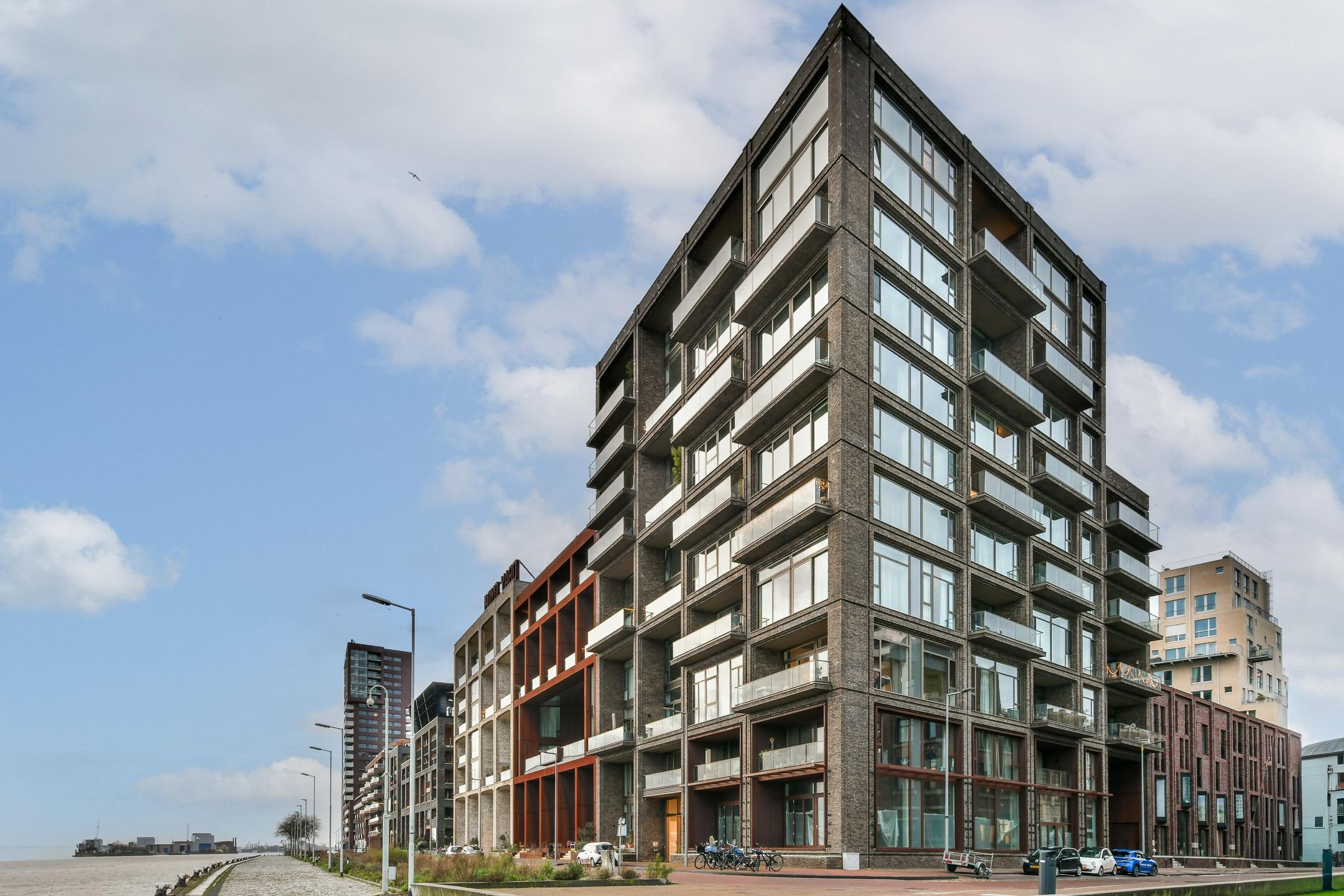 Foto 27 van Lloydkade 449