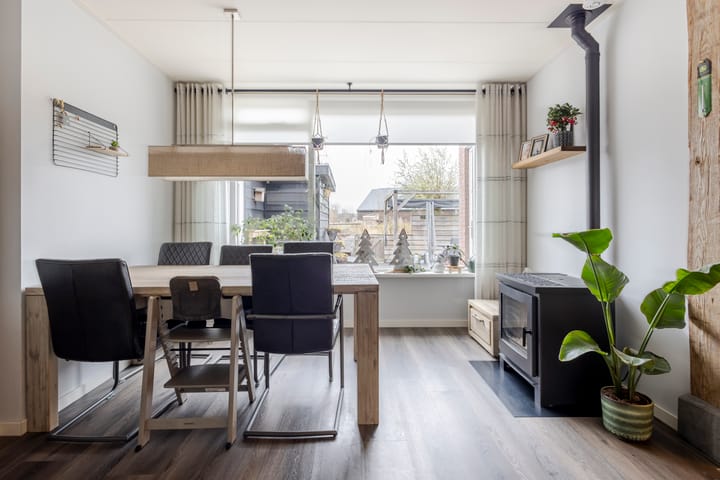 Foto 15 van Van Brederodestraat 66