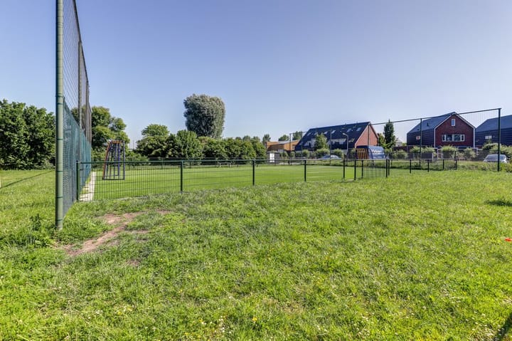 Foto 40 van Van Brederodestraat 66