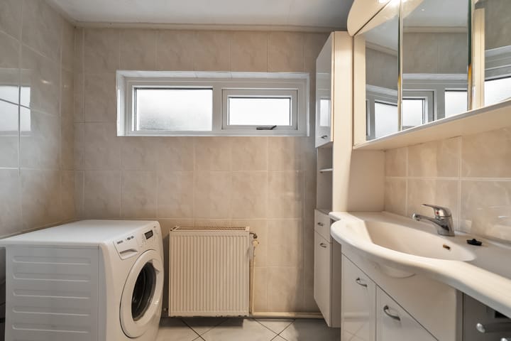 Foto 11 van Van Hogendorpstraat 63