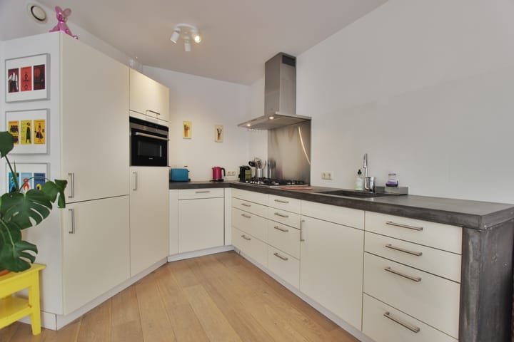 Foto 11 van Utrechtsedwarsstraat 129-E