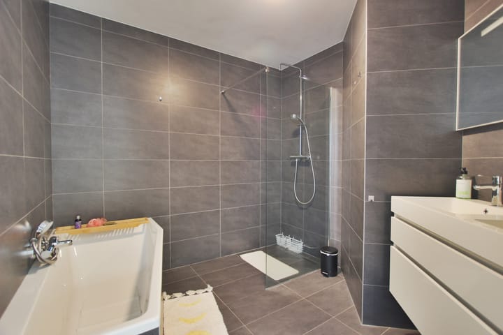 Foto 17 van Utrechtsedwarsstraat 129-E