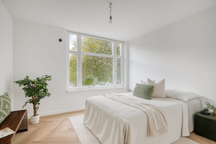 Foto 22 van Jan van Galenstraat 210-1