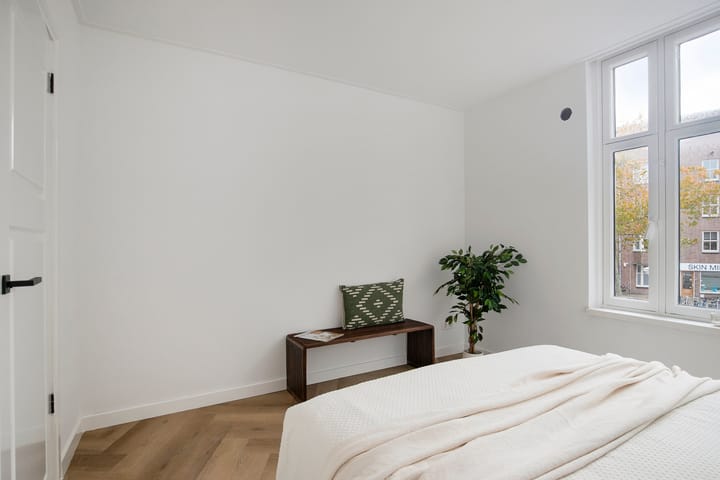 Foto 24 van Jan van Galenstraat 210-1