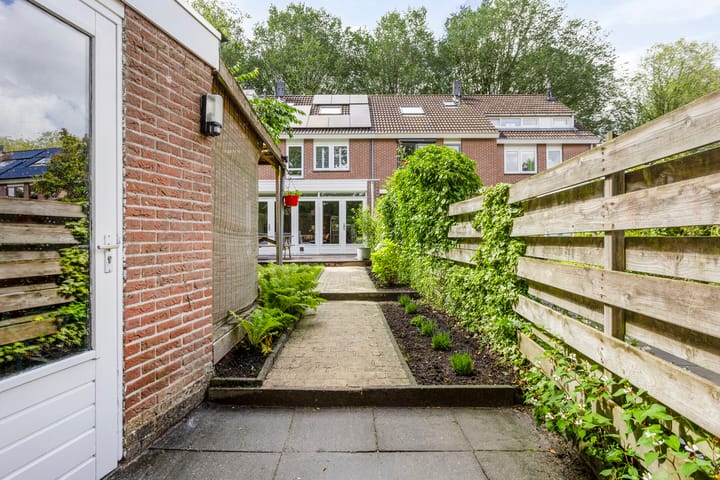 Photo 25 of Gording 24