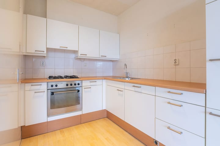 Photo 3 of Meerhuizenstraat 11-M