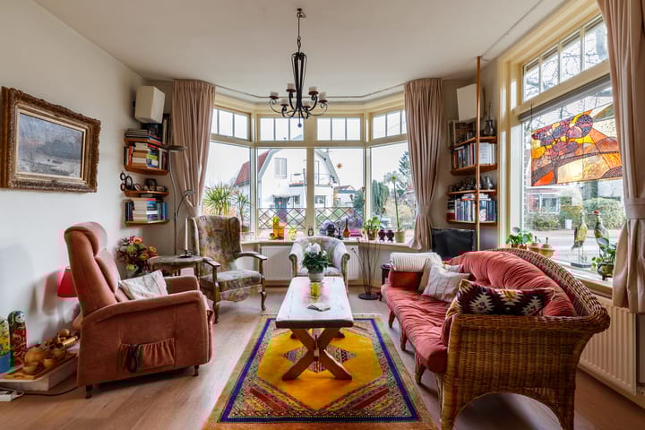 Photo 3 of Oranjelaan 42