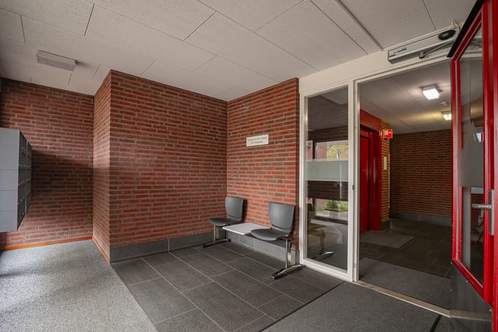 Photo 2 of Insula 98