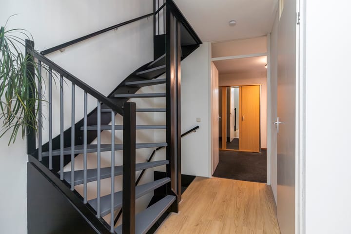 Foto 18 van Middenweg 102